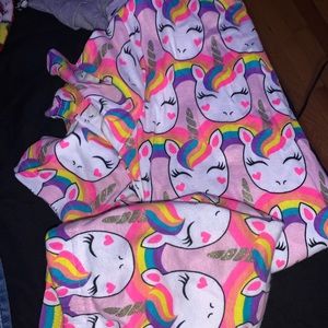 Children’s place girls  unicorn pajama set
